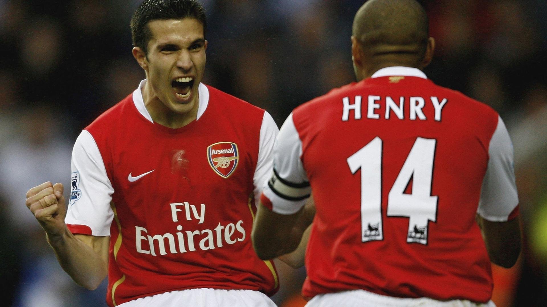 意甲速度与技巧:极限对抗令人心跳加速,意甲身体对抗