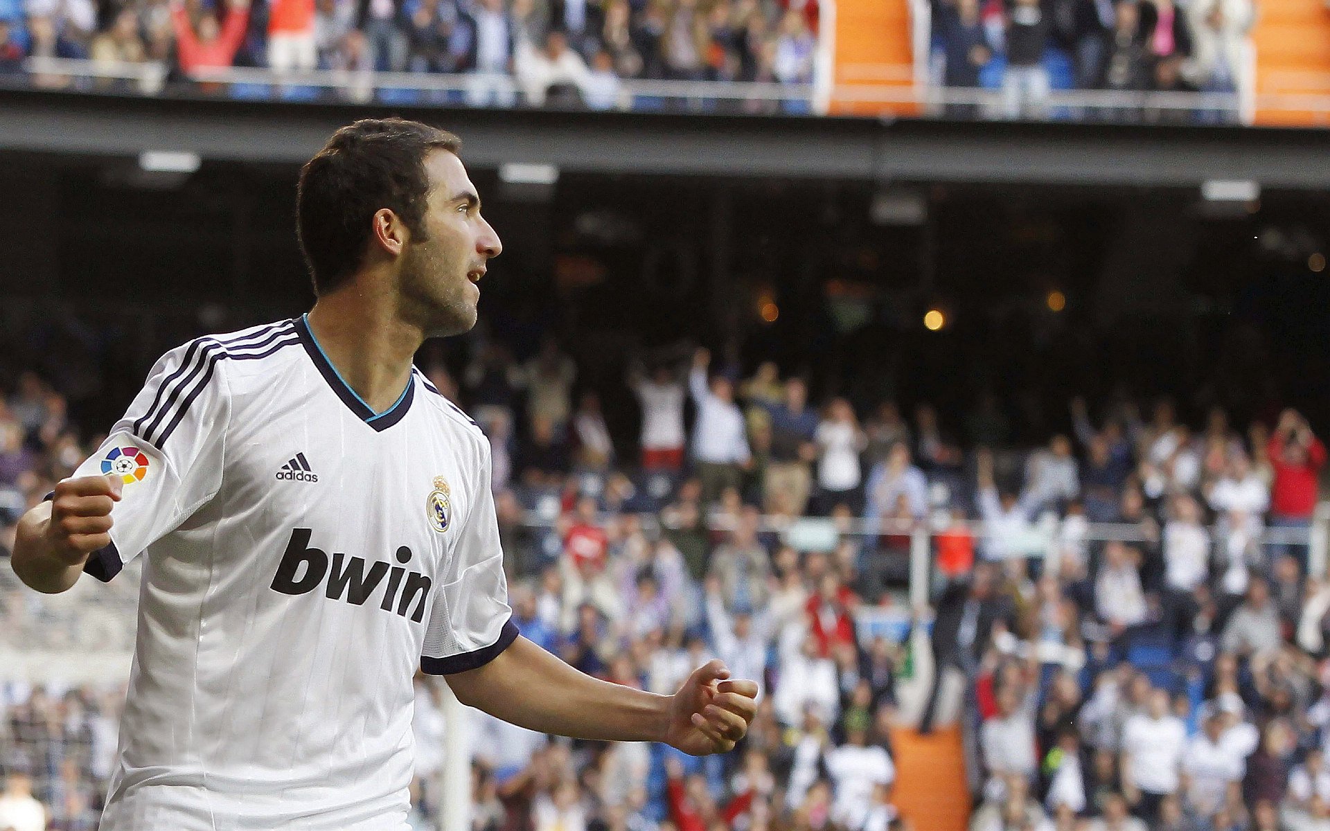 西甲联赛的创新观赛方式探索,西甲联赛新奖杯